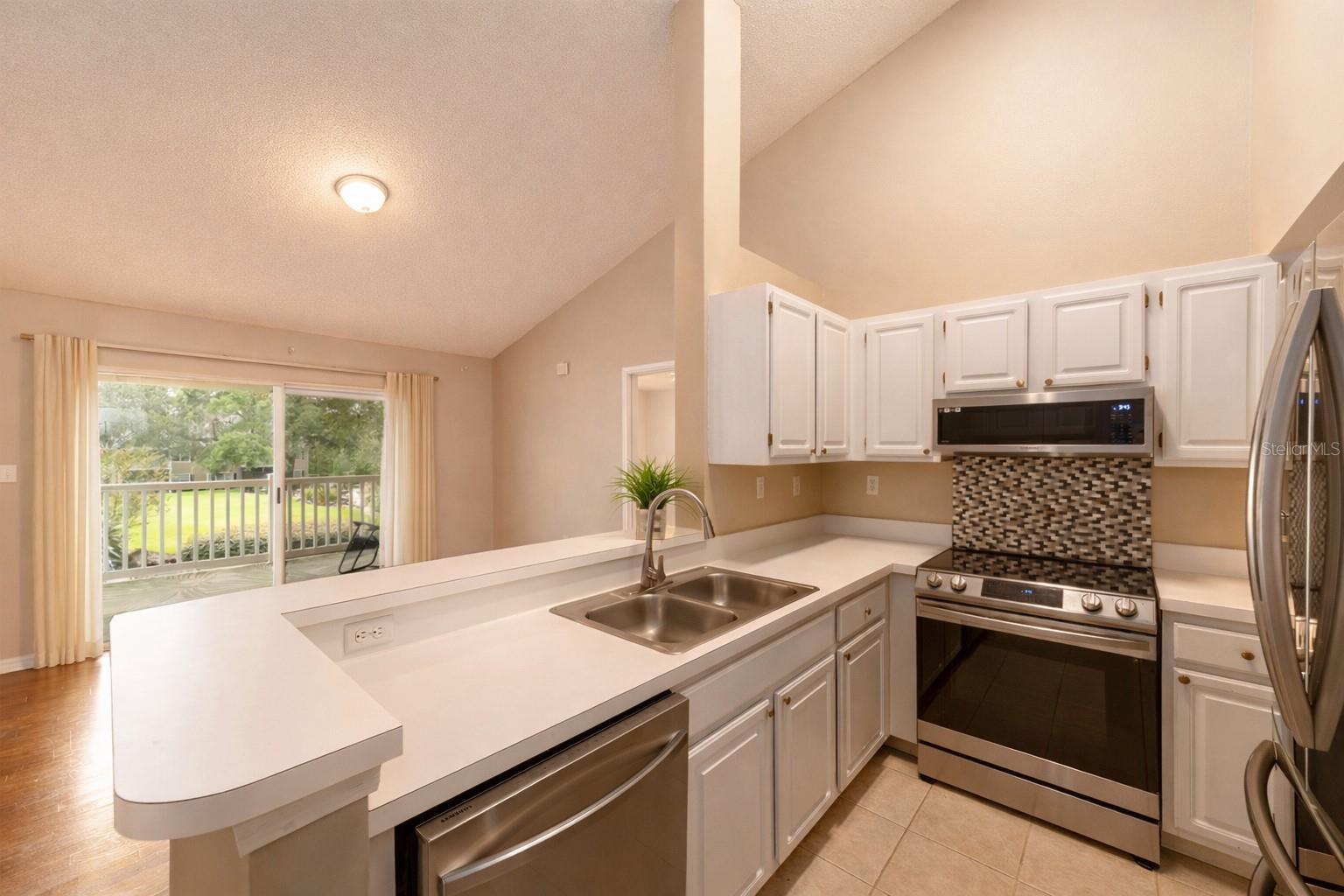 THE LINKS - Residential