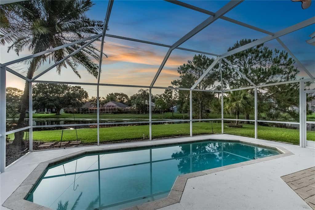 Photo of 9907 Bridgeton Drive, Tampa, FL 33626 (MLS # TB8519008)
