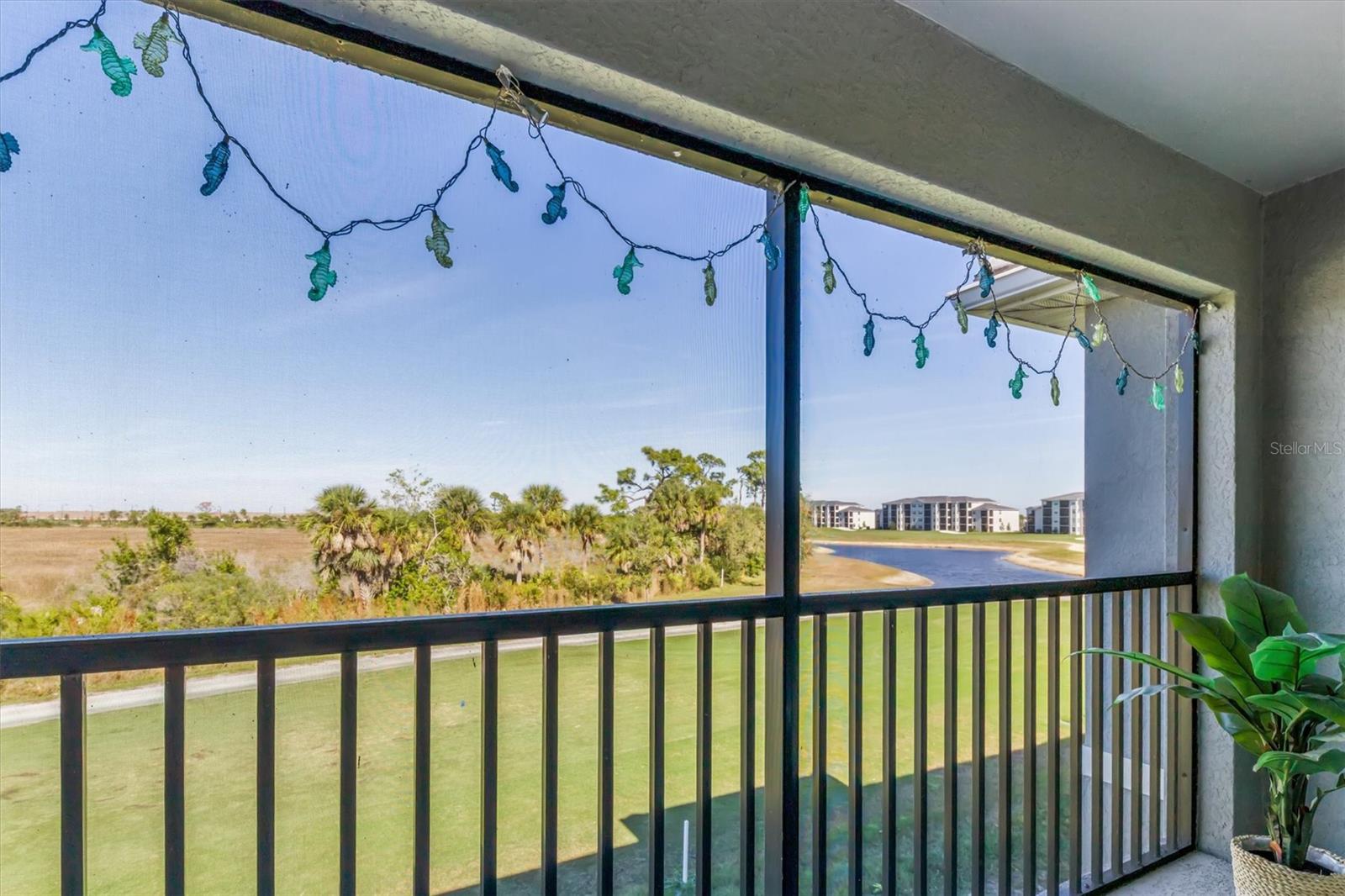 WELLEN PARK GOLF & COUNTRY CLUB - Residential