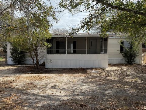 Photo of 300 Hankin Road, Alturas, FL 33820 (MLS # B4902189)