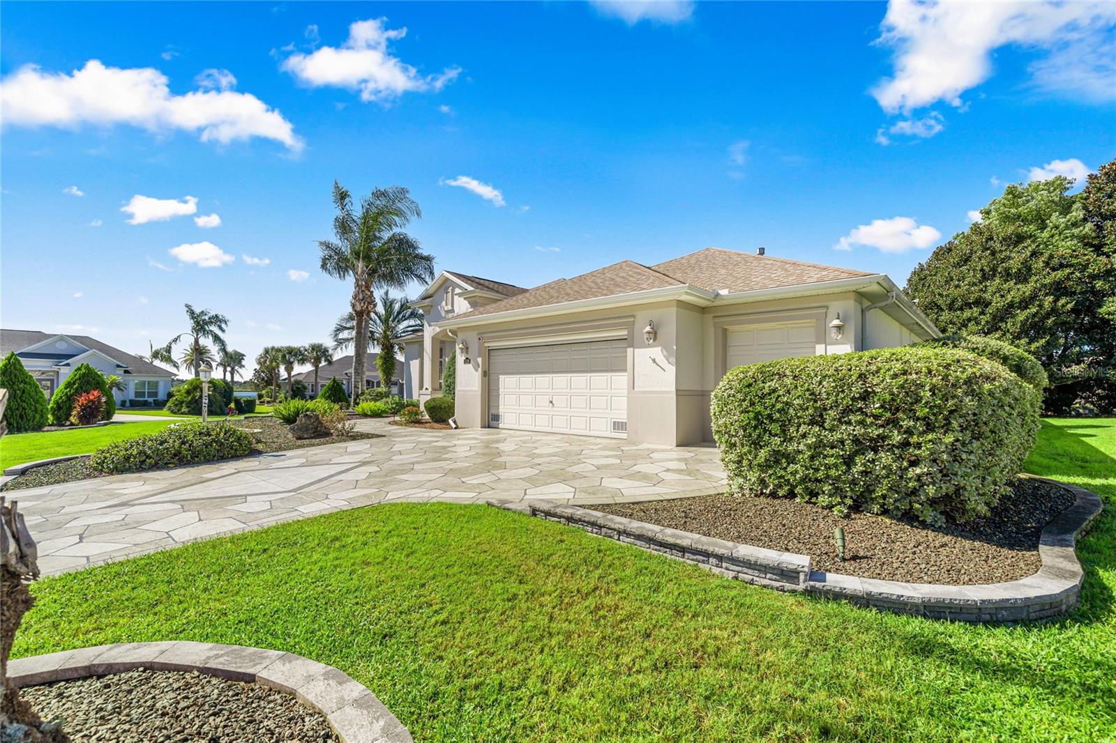 1126 MIONA SHORES DRIVE