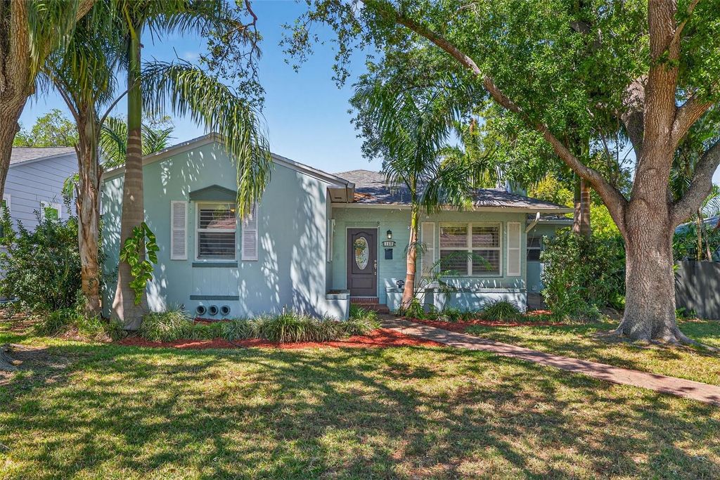 Photo of 169 27th Avenue N, St Petersburg, FL 33704 (MLS # TB8488981)