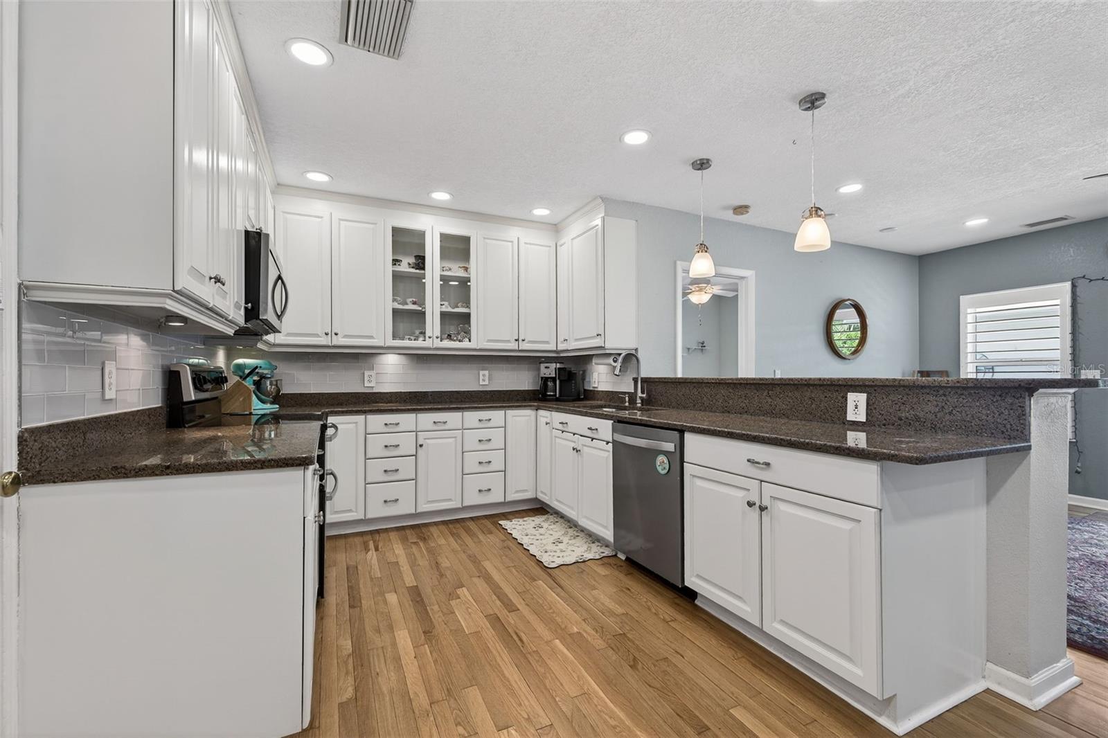 BARNARD ERASTUS A S REV SUB - Residential