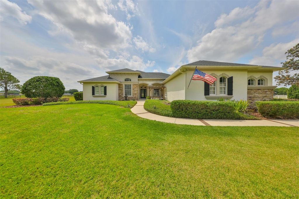 Photo of 18423 Lithia Towne Road, Lithia, FL 33547 (MLS # TB8377757)