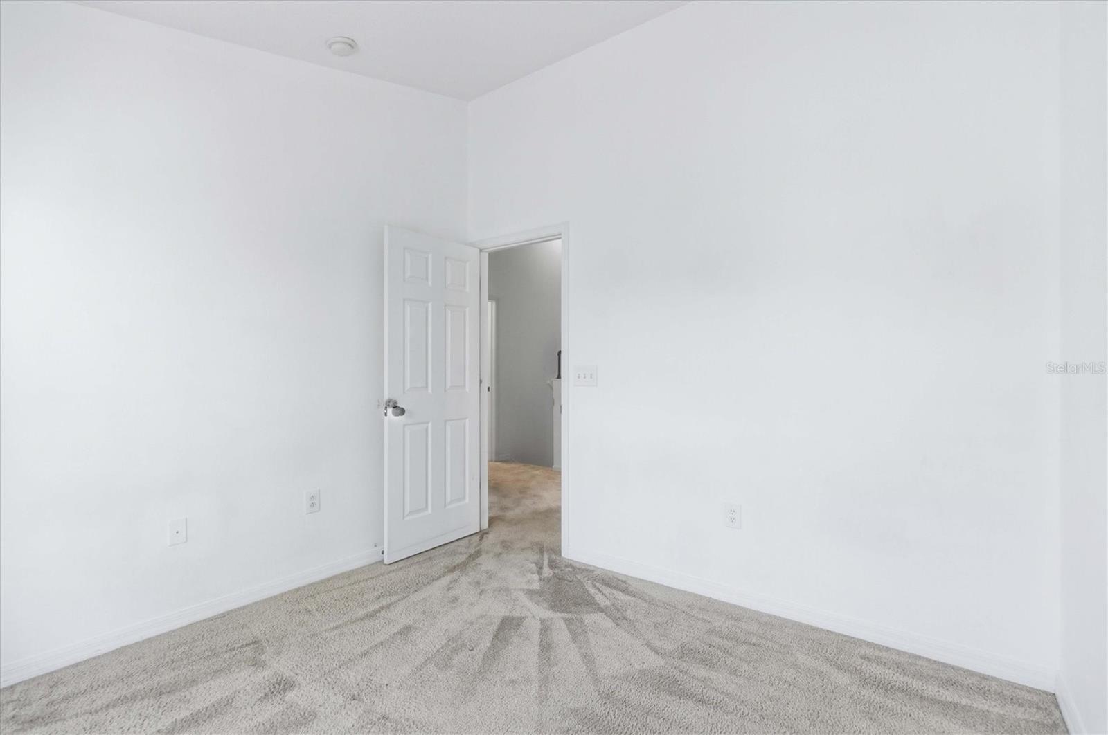 SADDLE CREEK MANOR - Residential