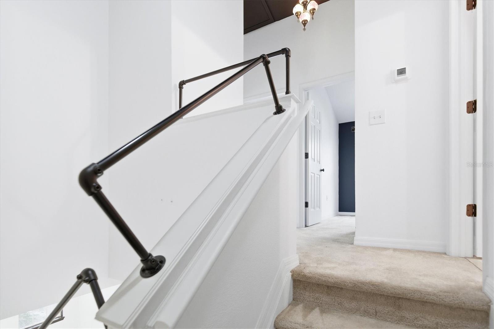 SADDLE CREEK MANOR - Residential