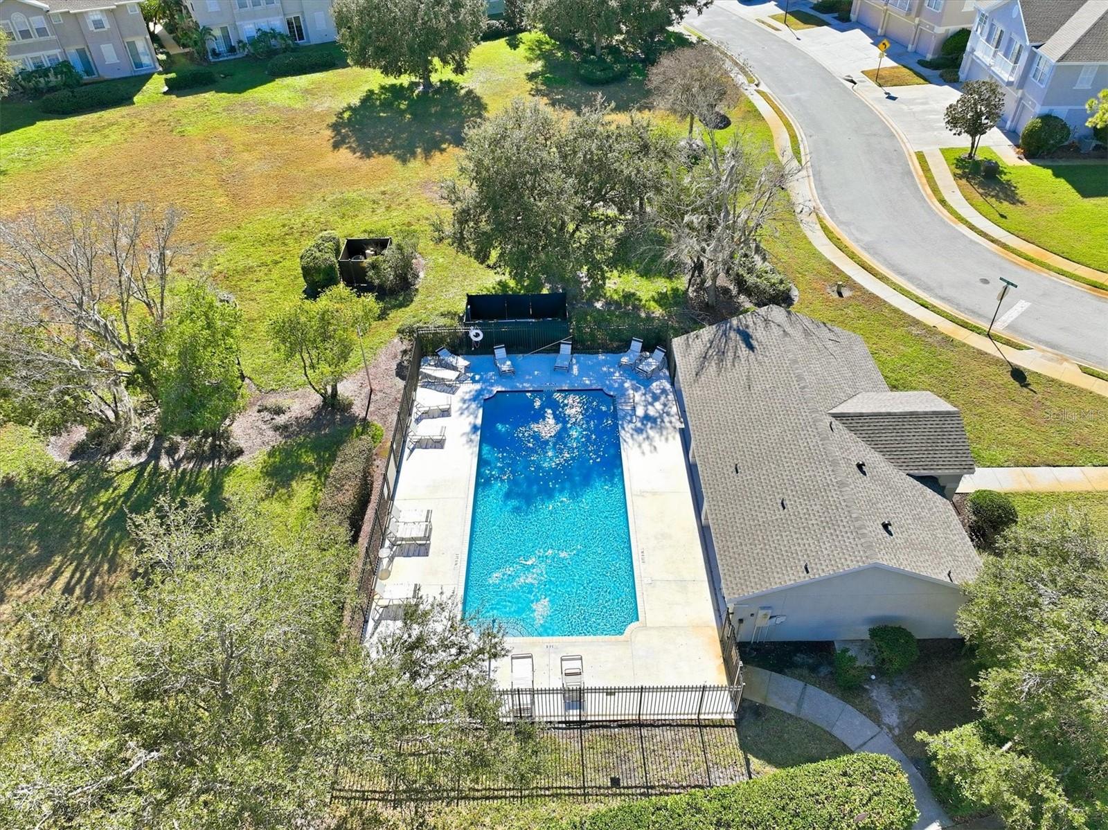 SADDLE CREEK MANOR - Residential