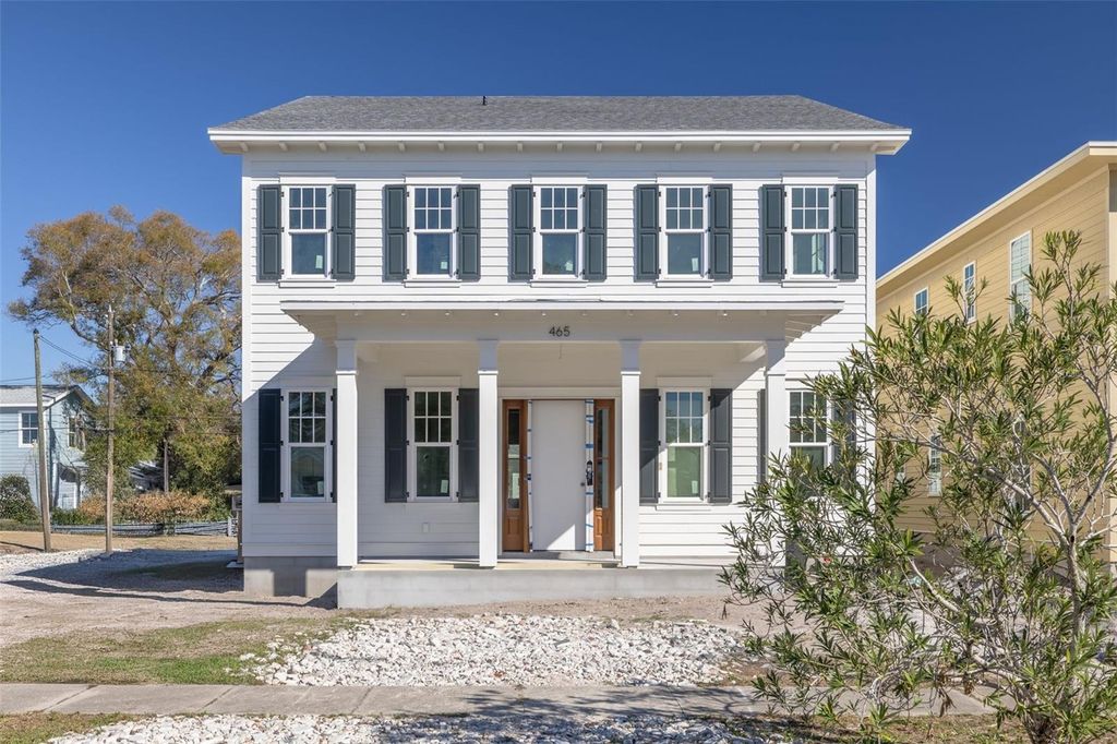 Photo of 465 47th Avenue N, St Petersburg, FL 33703 (MLS # TB8453035)