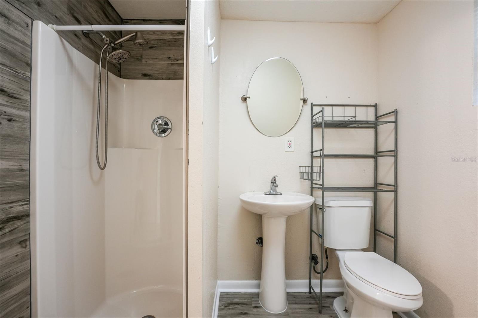 RICHLAND REP - Residential Lease