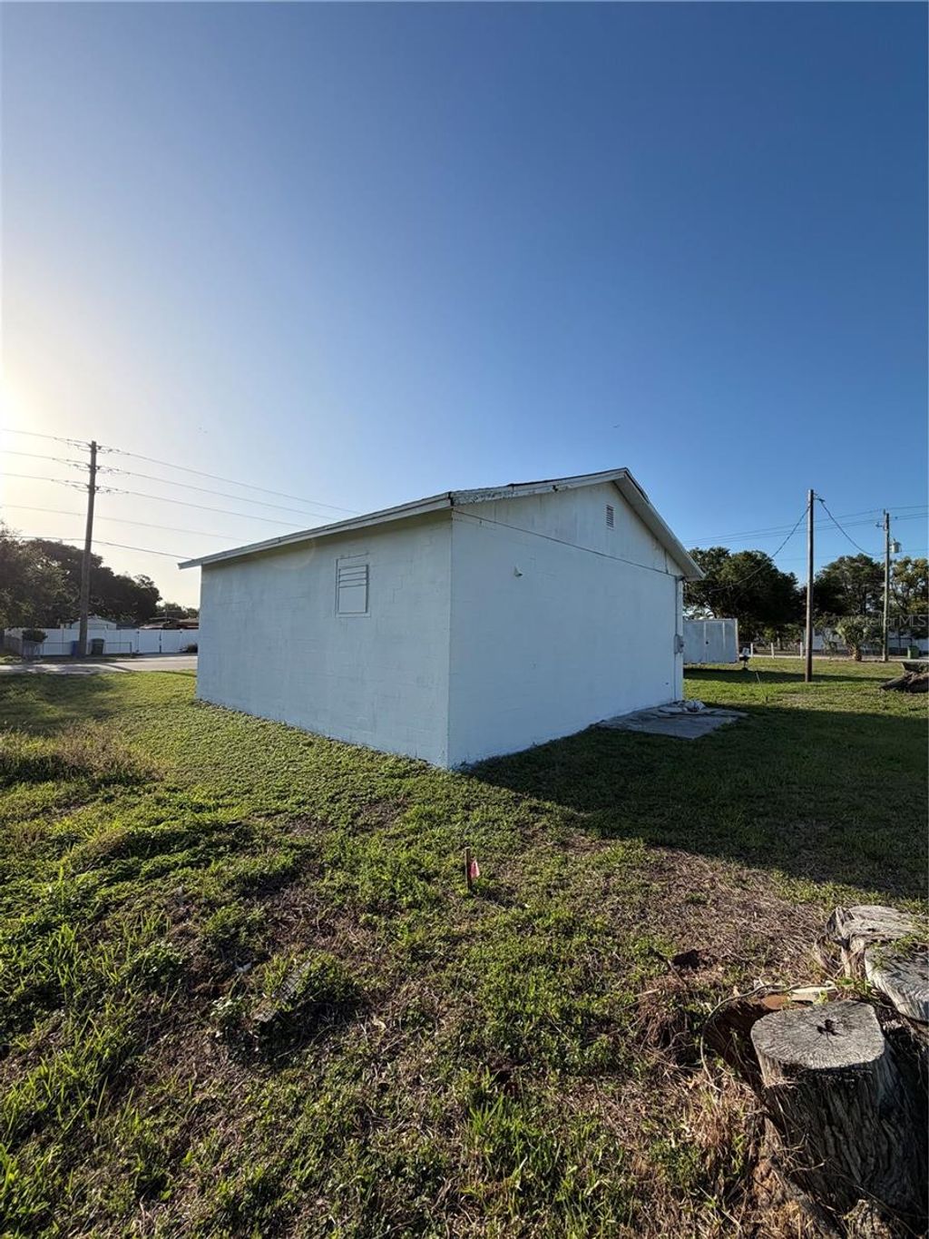 Photo of 2613 7th Avenue E, Bradenton, FL 34208 (MLS # A4689566)