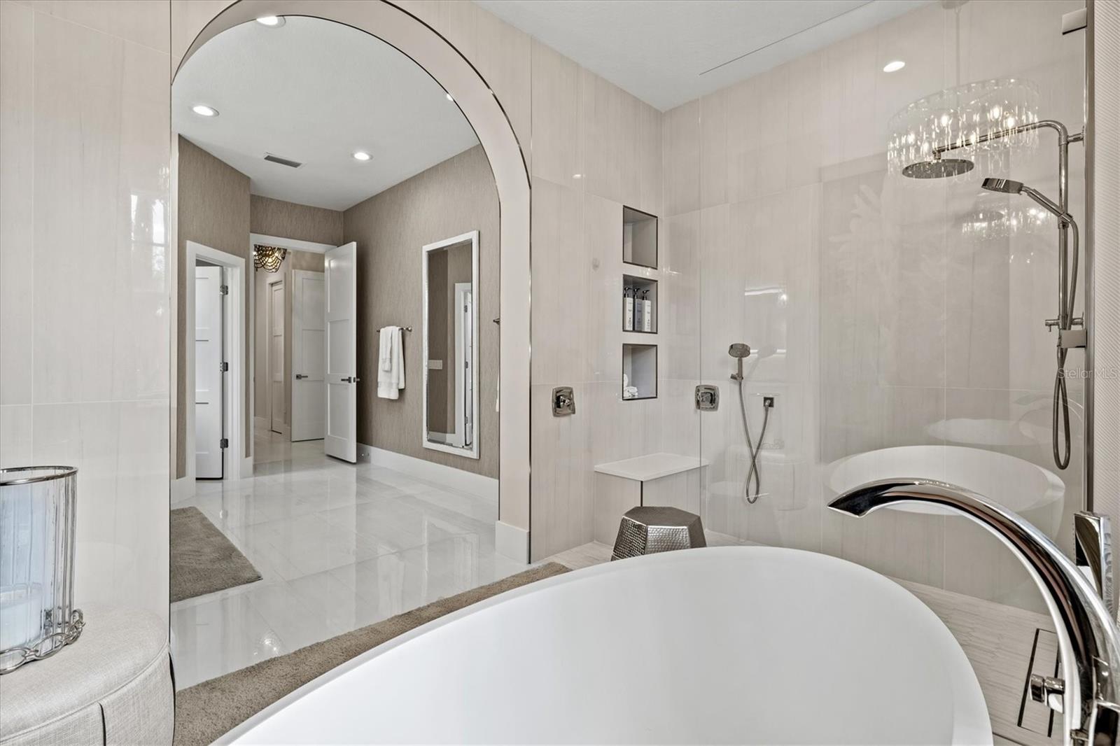 LAKEWOOD RANCH COUNTRY CLUB VILLAGE - Residential