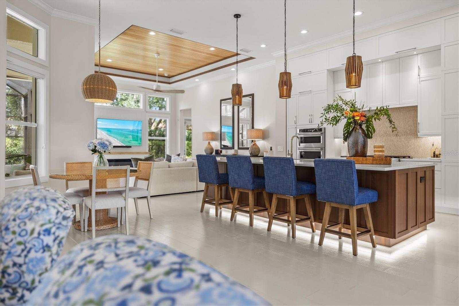 LAKEWOOD RANCH COUNTRY CLUB VILLAGE - Residential