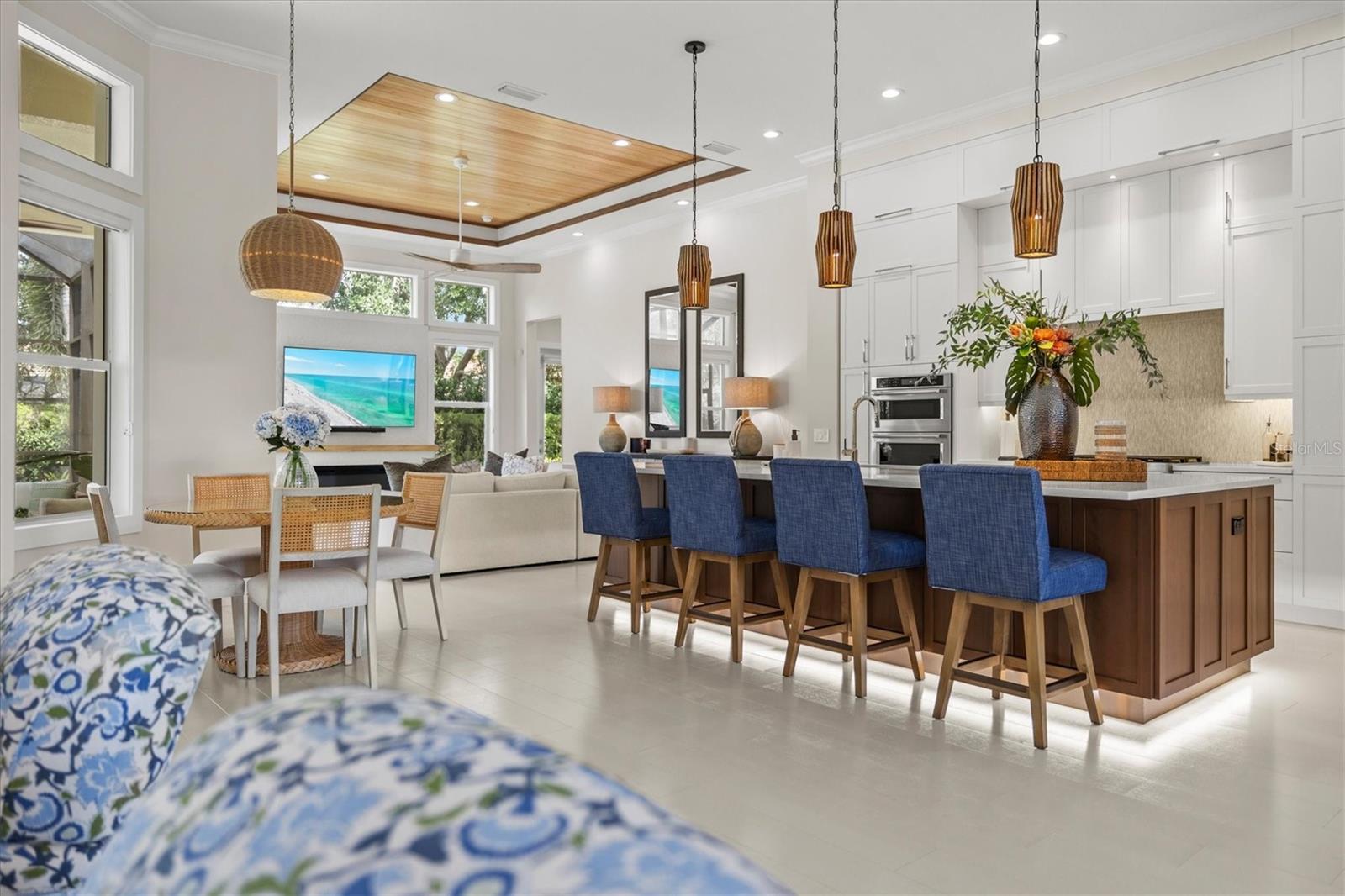 LAKEWOOD RANCH COUNTRY CLUB VILLAGE - Residential