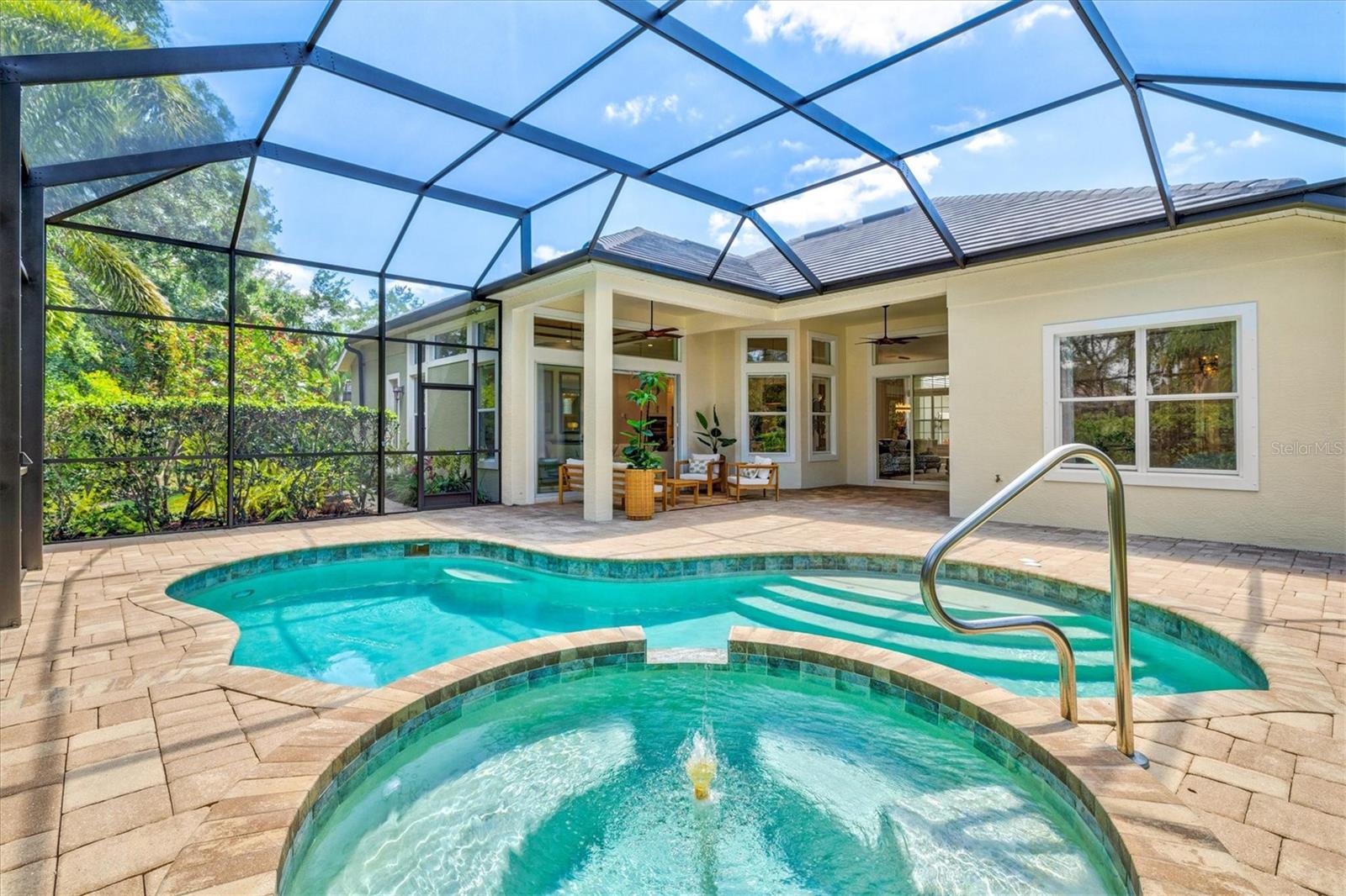 LAKEWOOD RANCH COUNTRY CLUB VILLAGE - Residential