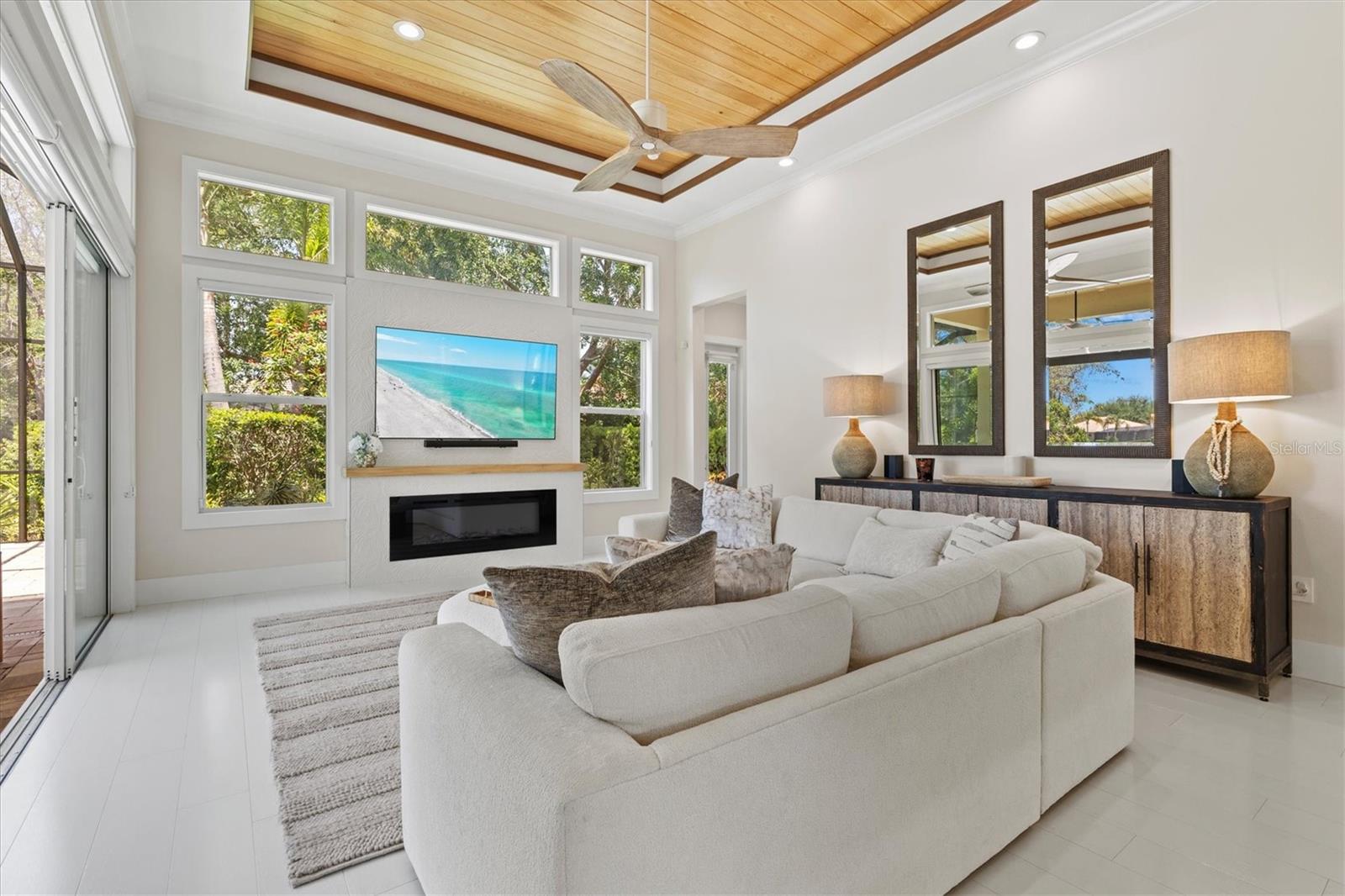 LAKEWOOD RANCH COUNTRY CLUB VILLAGE - Residential