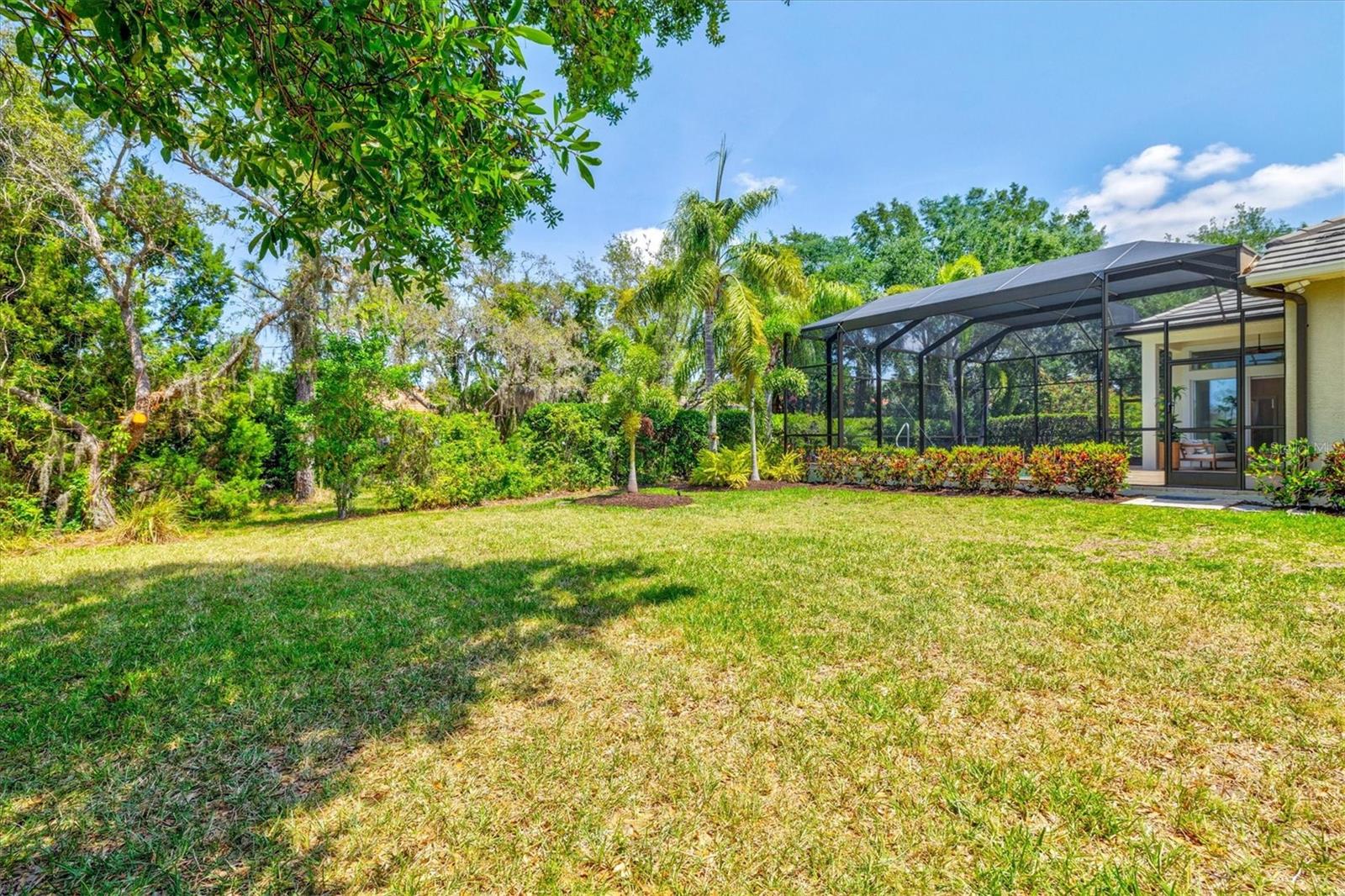 LAKEWOOD RANCH COUNTRY CLUB VILLAGE - Residential
