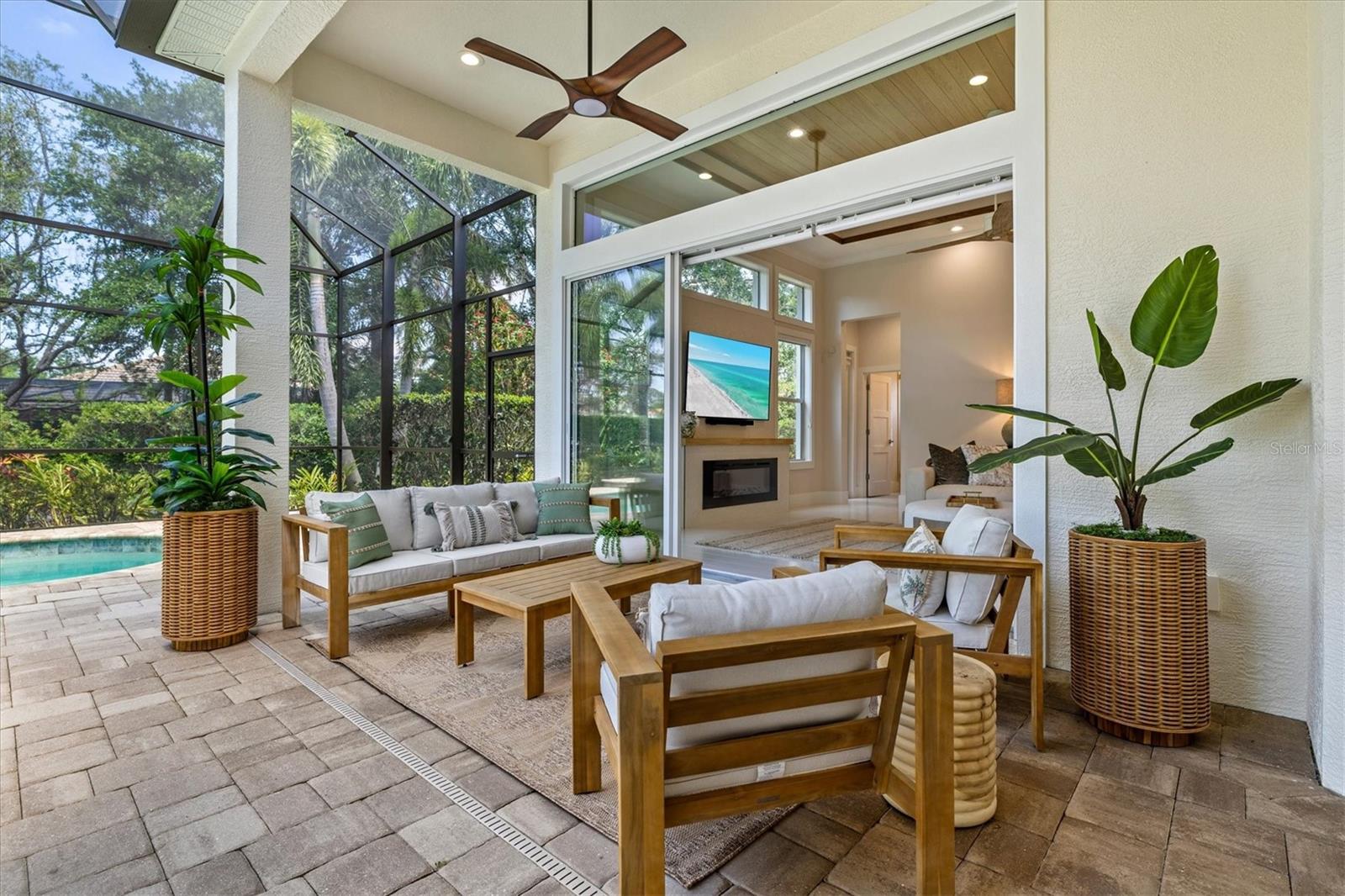 LAKEWOOD RANCH COUNTRY CLUB VILLAGE - Residential