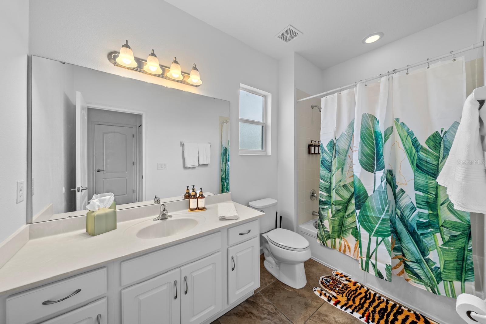 OAKMONT PH 01 - Residential Lease