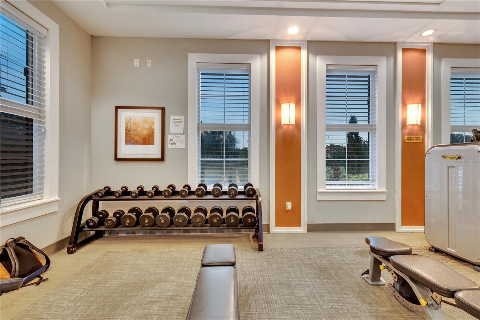 OAKMONT PH 01 - Residential Lease