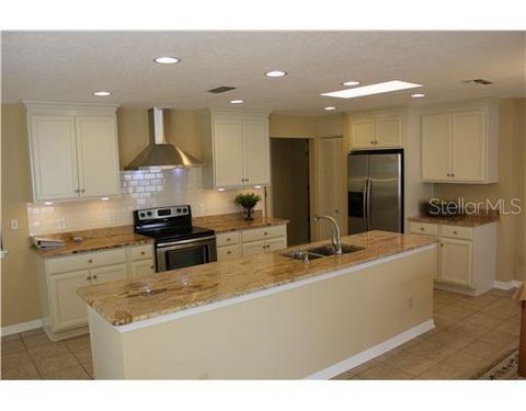 A home in PALM HARBOR