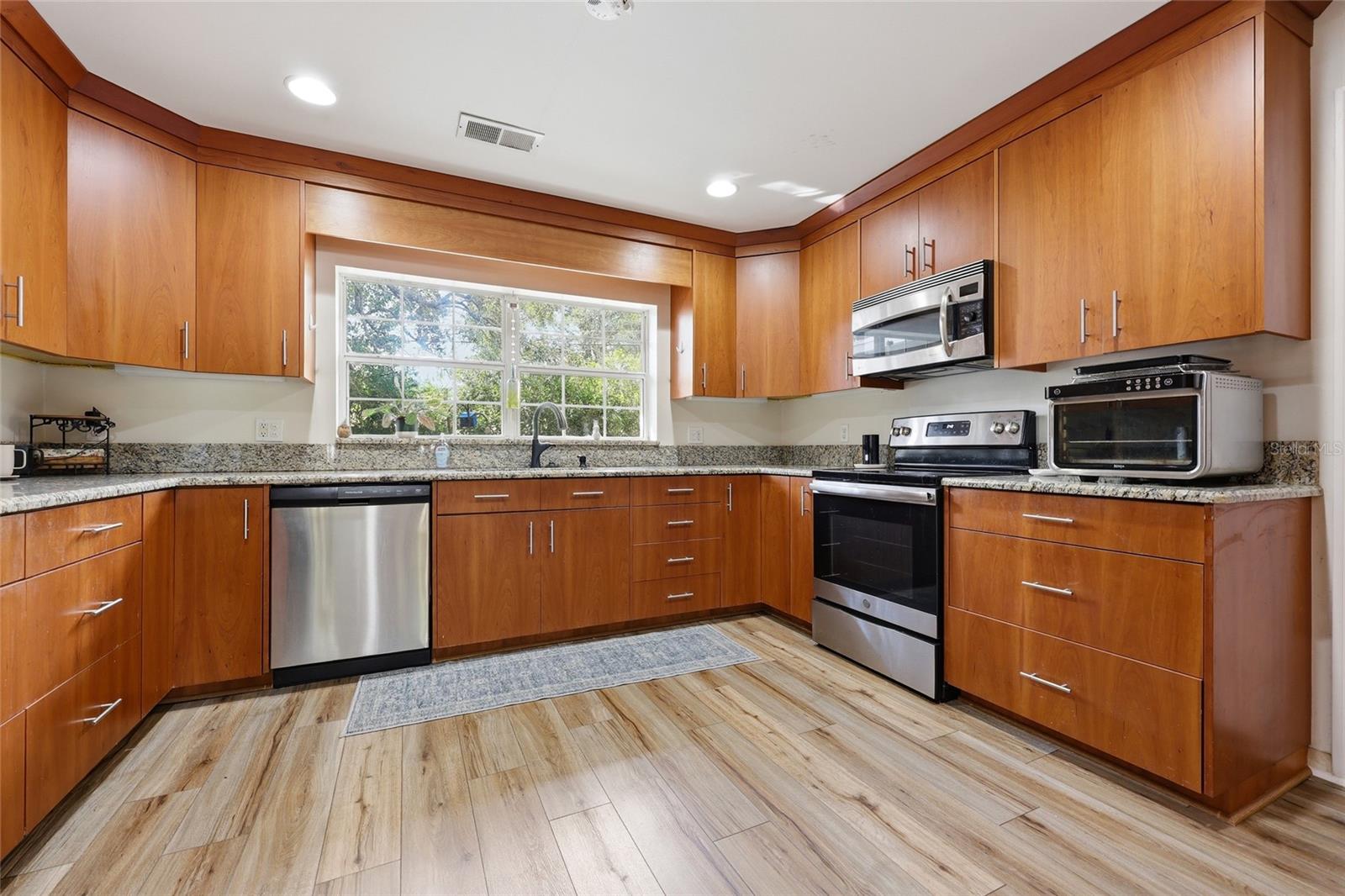 SKYLINE HEIGHTS - Residential