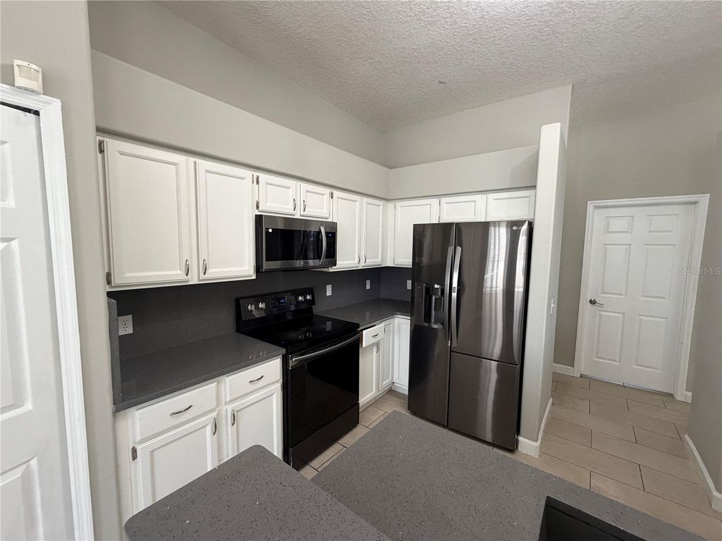 Photo of 2829 Middleton Circle, Kissimmee, FL 34743 (MLS # O6383220)