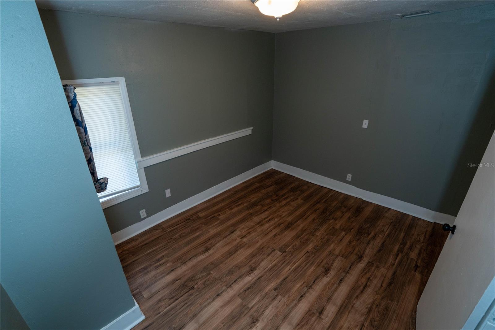 HENDRY & KNIGHTS ADD TO - Residential