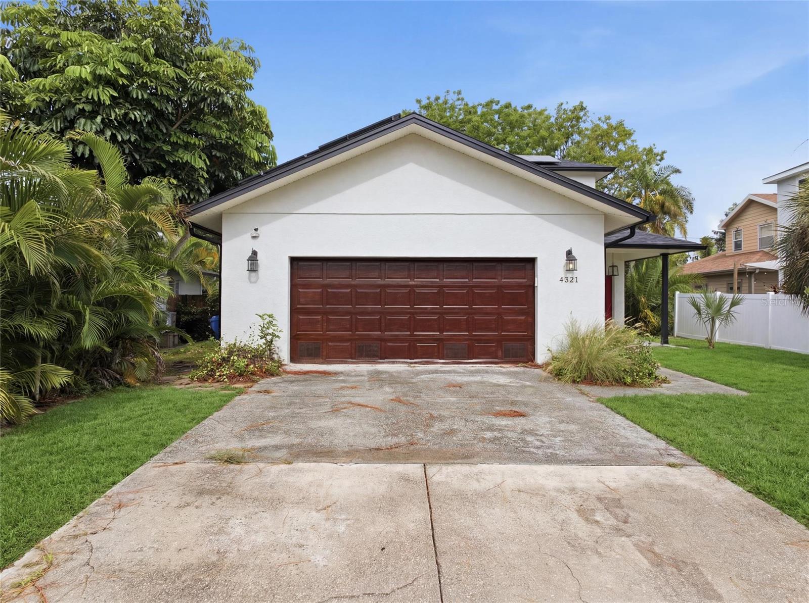 4521 JUANITA WAY S