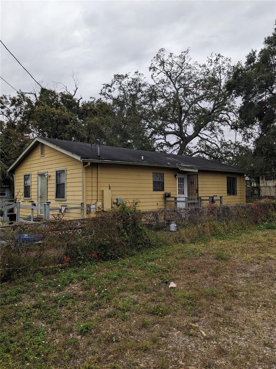 Photo of 2412 E Dr Martin Luther King Jr Boulevard, Tampa, FL 33610 (MLS # TB8342128)