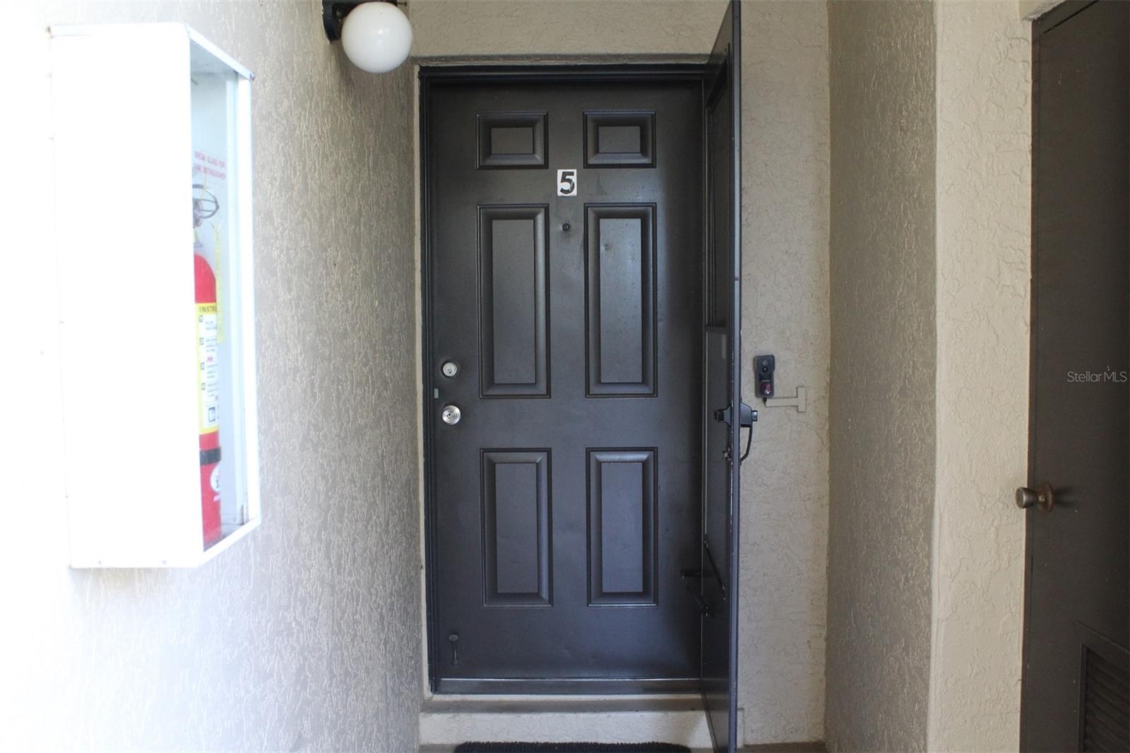 TALA LAKES PH 01 BLDG C - Residential