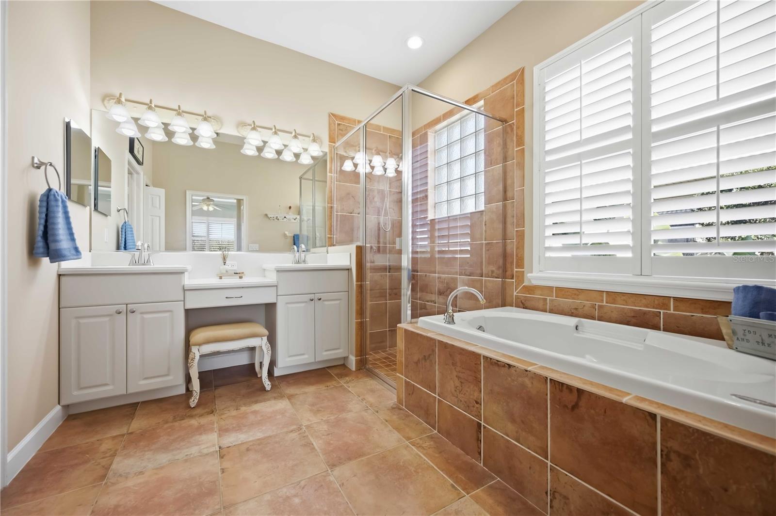 VENETIAN GOLF & RIVER CLUB PH 02A - Residential