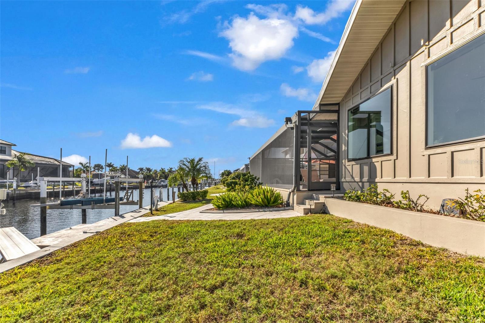 PUNTA GORDA ISLES SEC 04 - Residential