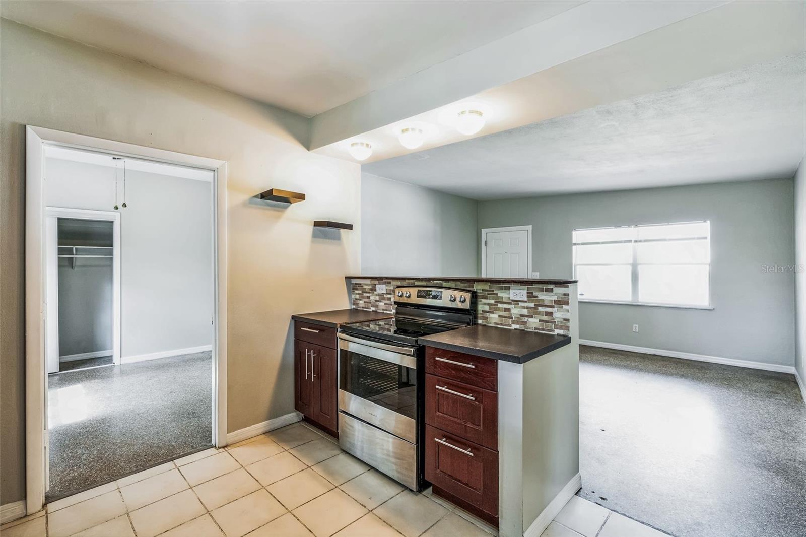 OCOEE HILLS - Residential