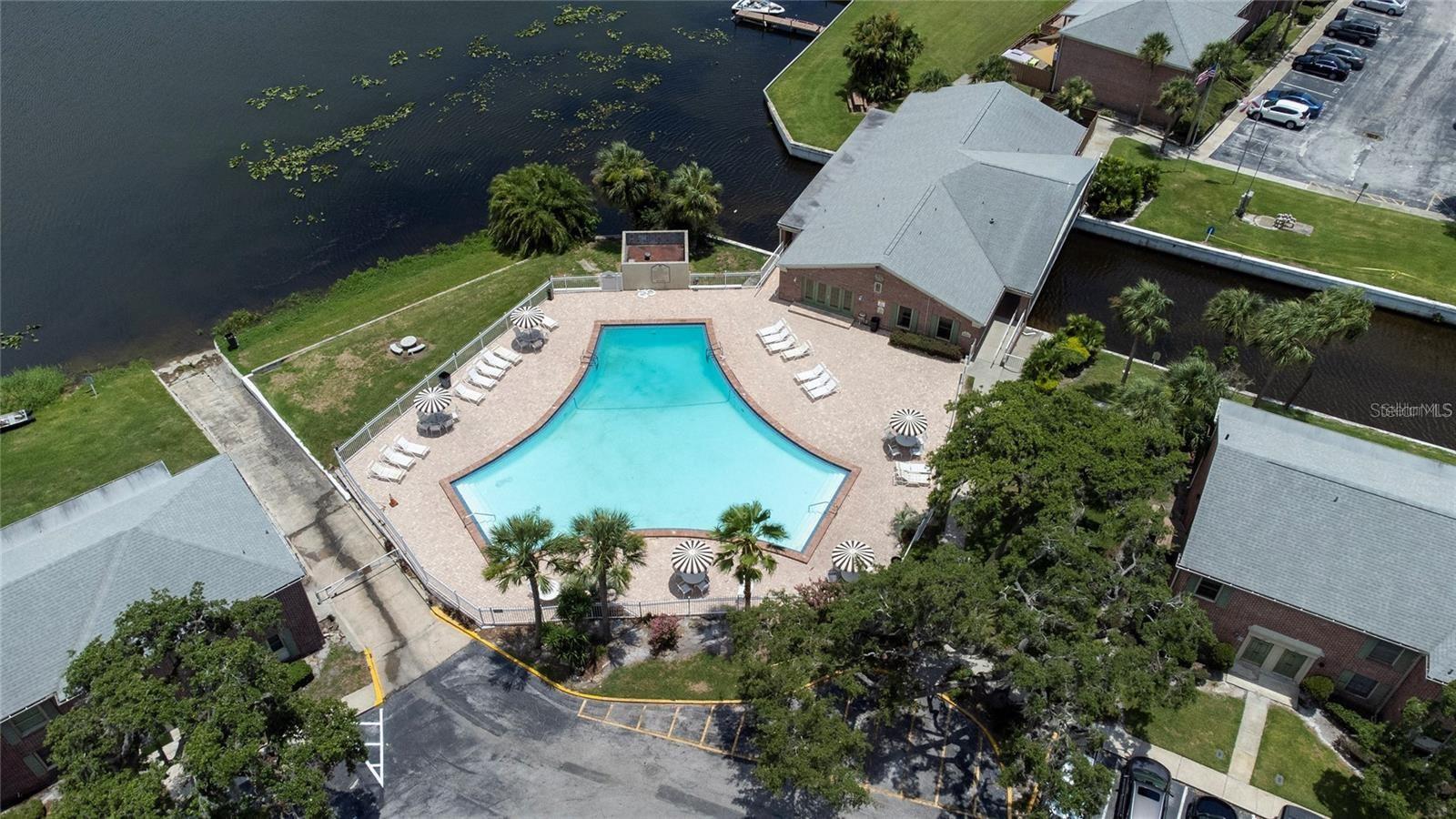 LAKE HOWELL ARMS CONDO - Residential Lease