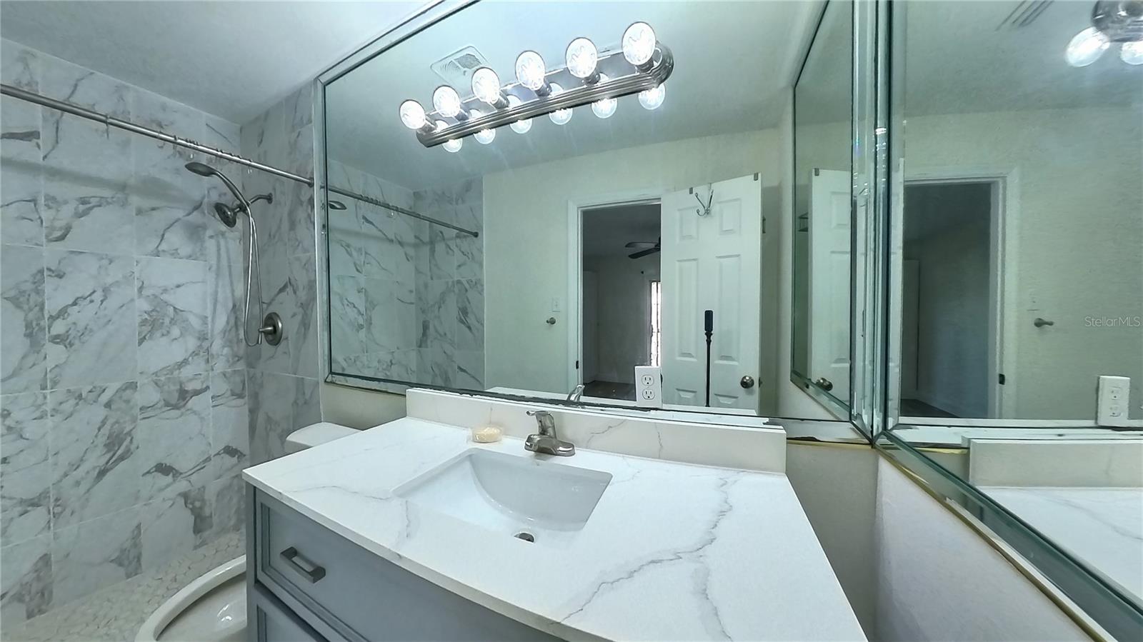 LAKE HOWELL ARMS CONDO - Residential Lease