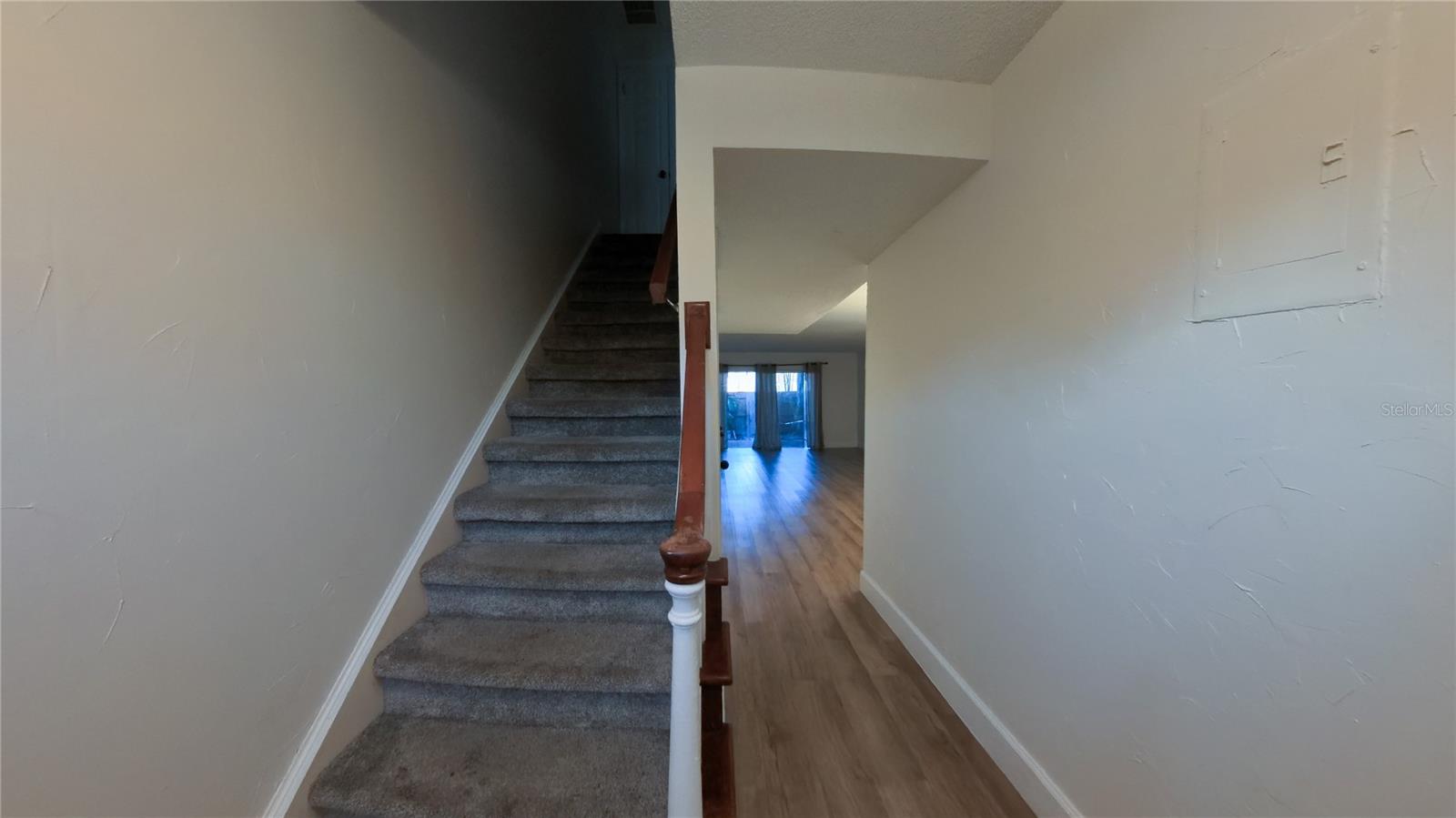 LAKE HOWELL ARMS CONDO - Residential Lease