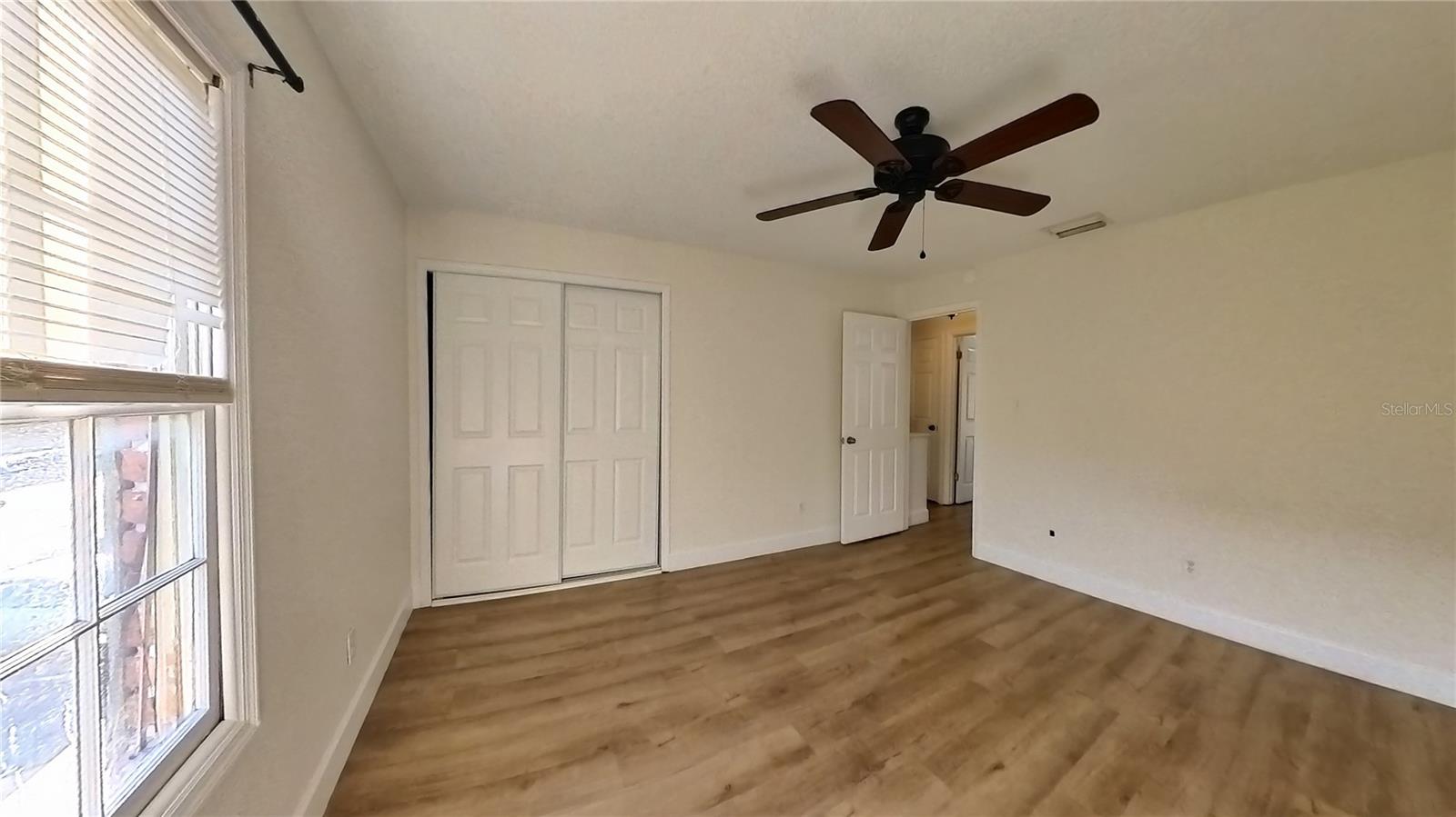 LAKE HOWELL ARMS CONDO - Residential Lease
