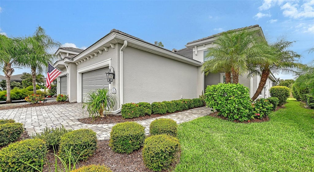 Photo of 2984 Sky Blue Cove, Bradenton, FL 34211 (MLS # A4708675)