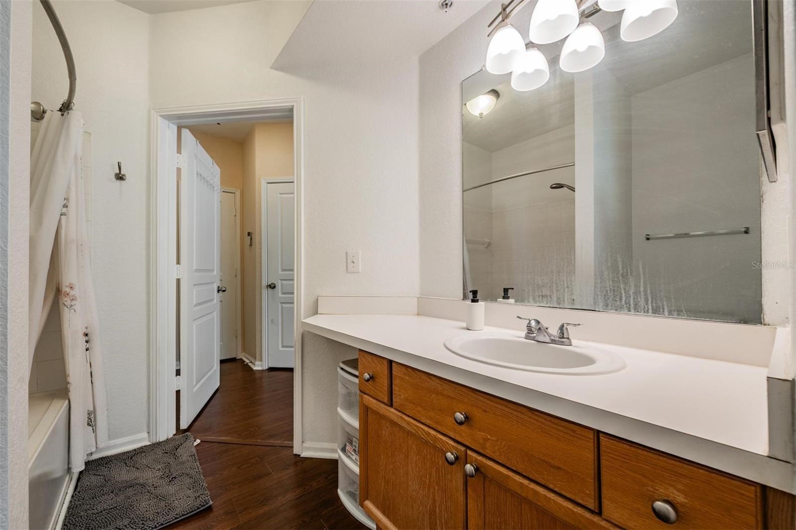 OXFORD PLACE AT TAMPA PALMS A - Residential