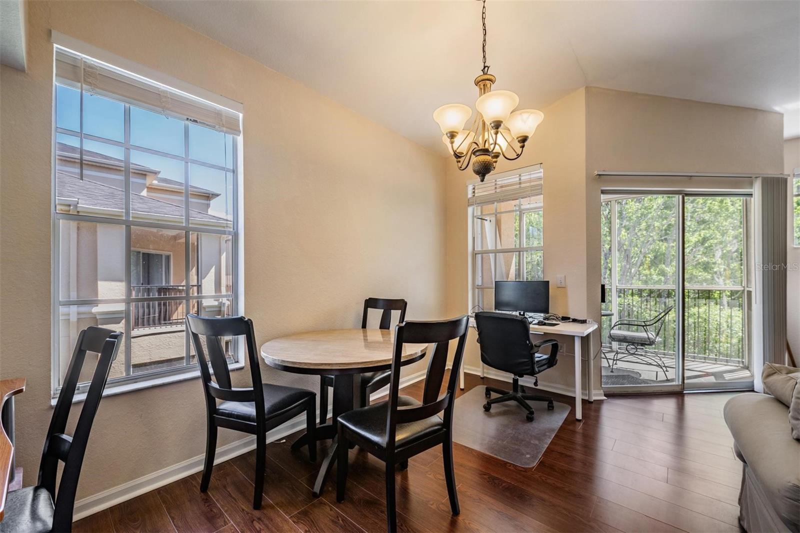 OXFORD PLACE AT TAMPA PALMS A - Residential