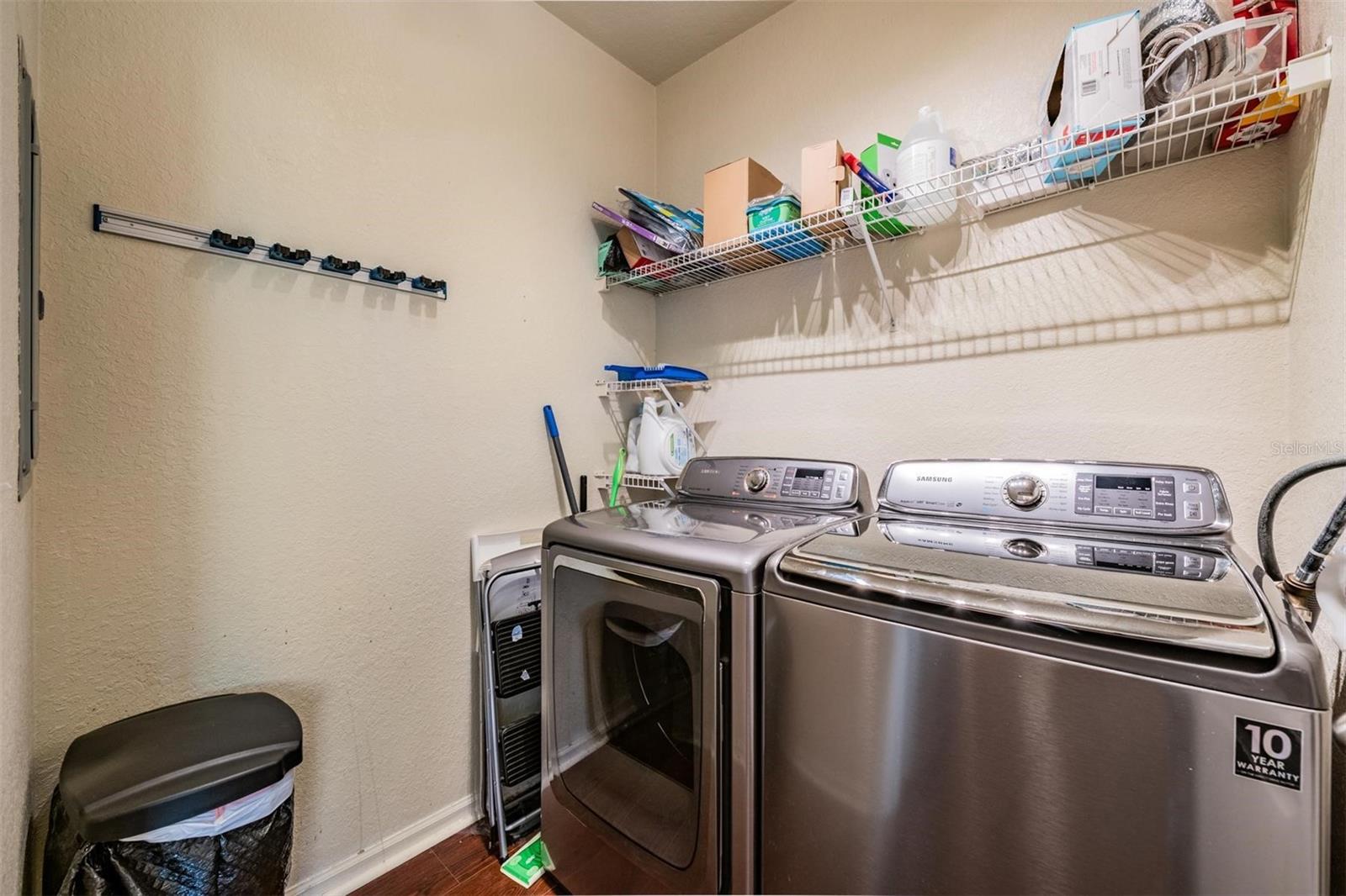 OXFORD PLACE AT TAMPA PALMS A - Residential