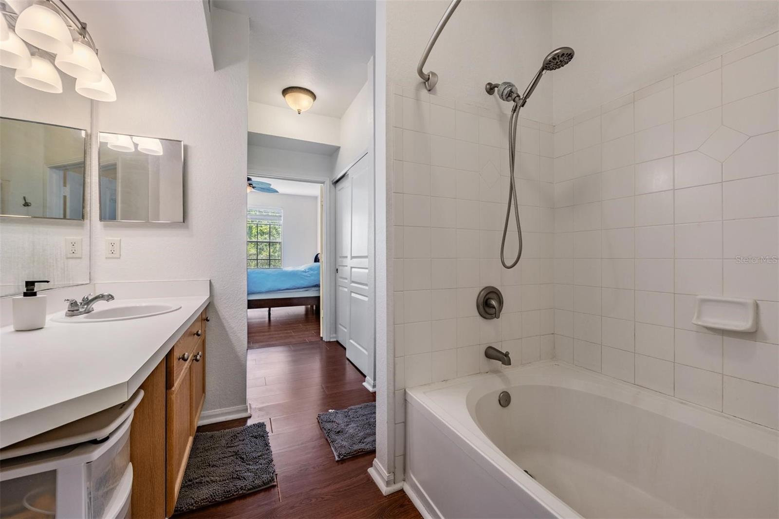 OXFORD PLACE AT TAMPA PALMS A - Residential