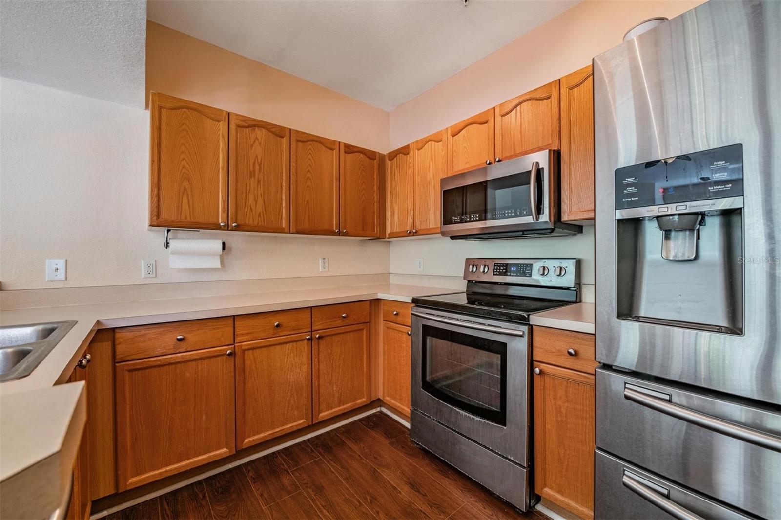 OXFORD PLACE AT TAMPA PALMS A - Residential