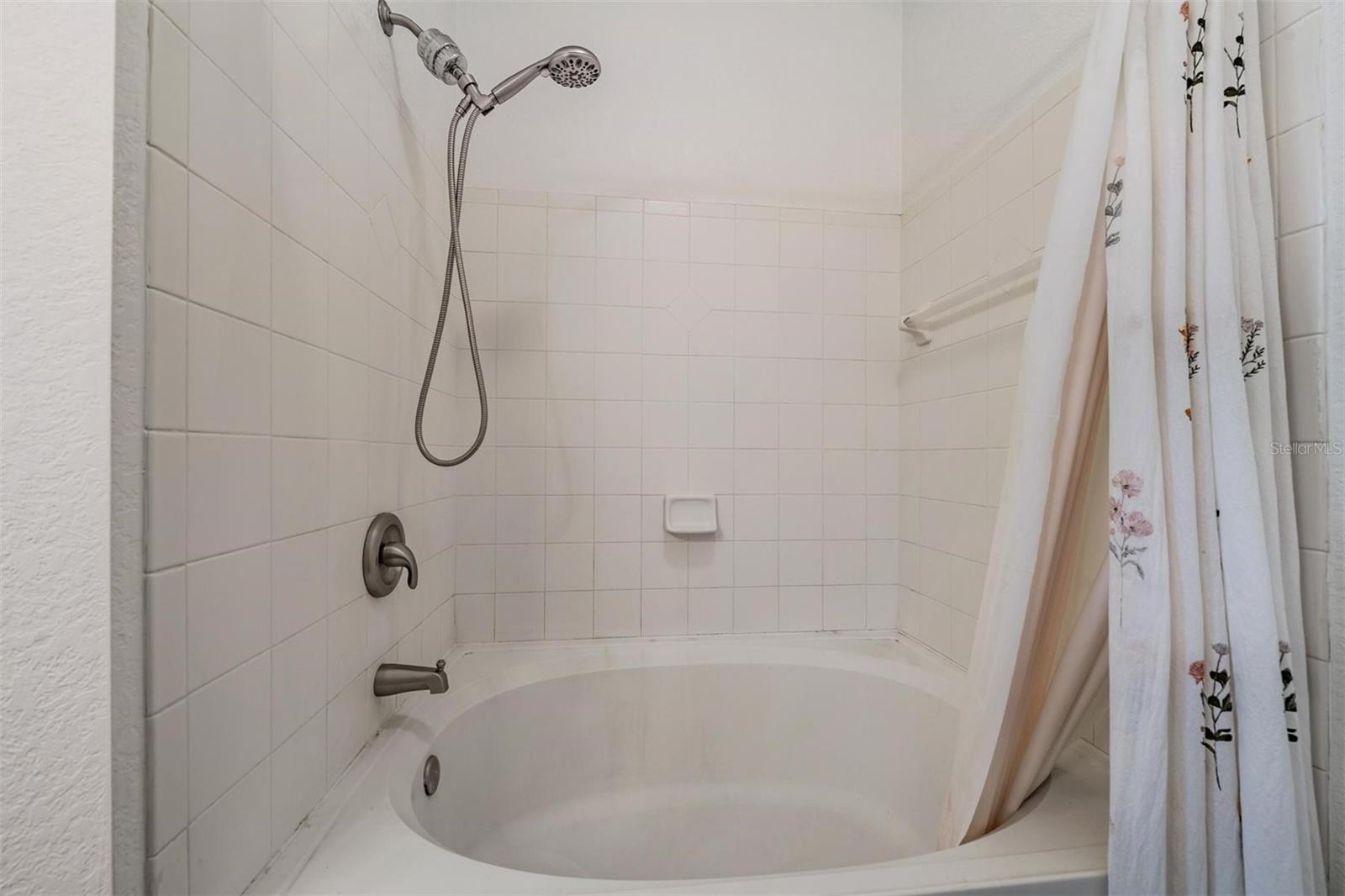 OXFORD PLACE AT TAMPA PALMS A - Residential