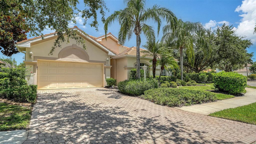 Photo of 7717 Us Open Loop, Lakewood Ranch, FL 34202 (MLS # A4655813)