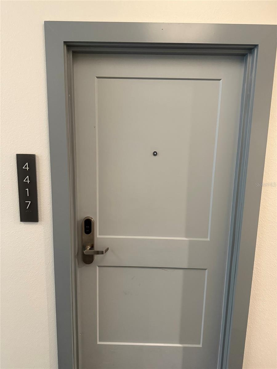 GROVE RESORT & SPA HOTEL CONDO IV - Residential