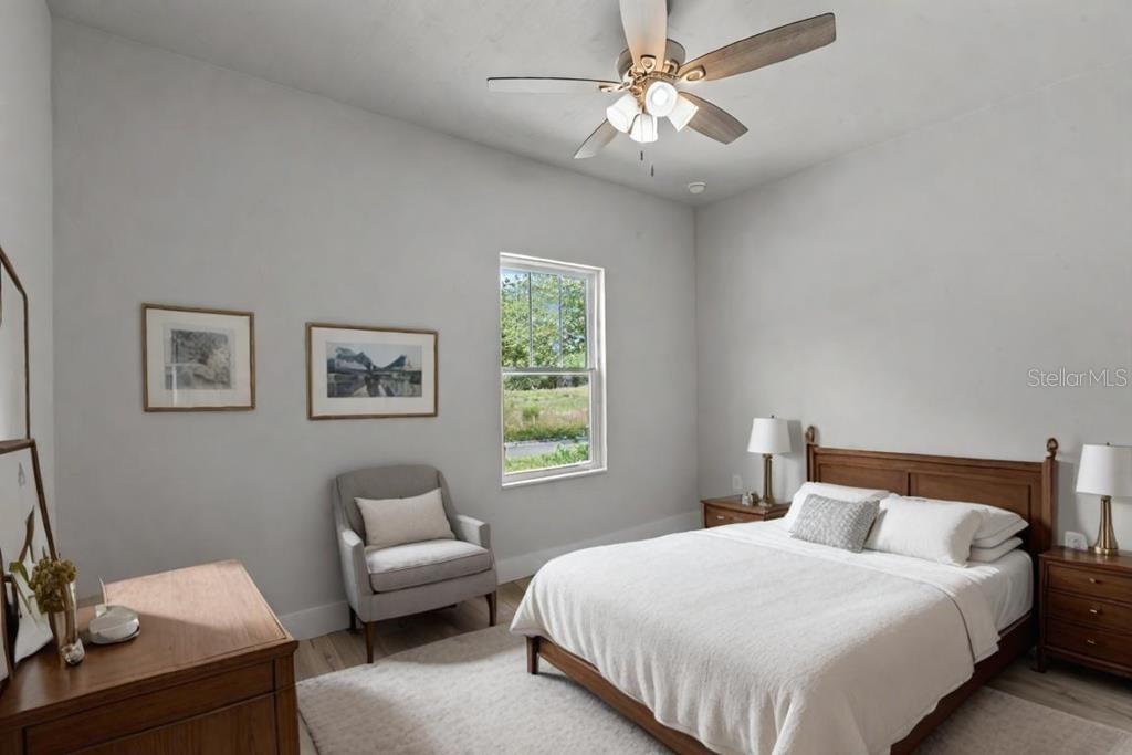 OAK WALK - Residential