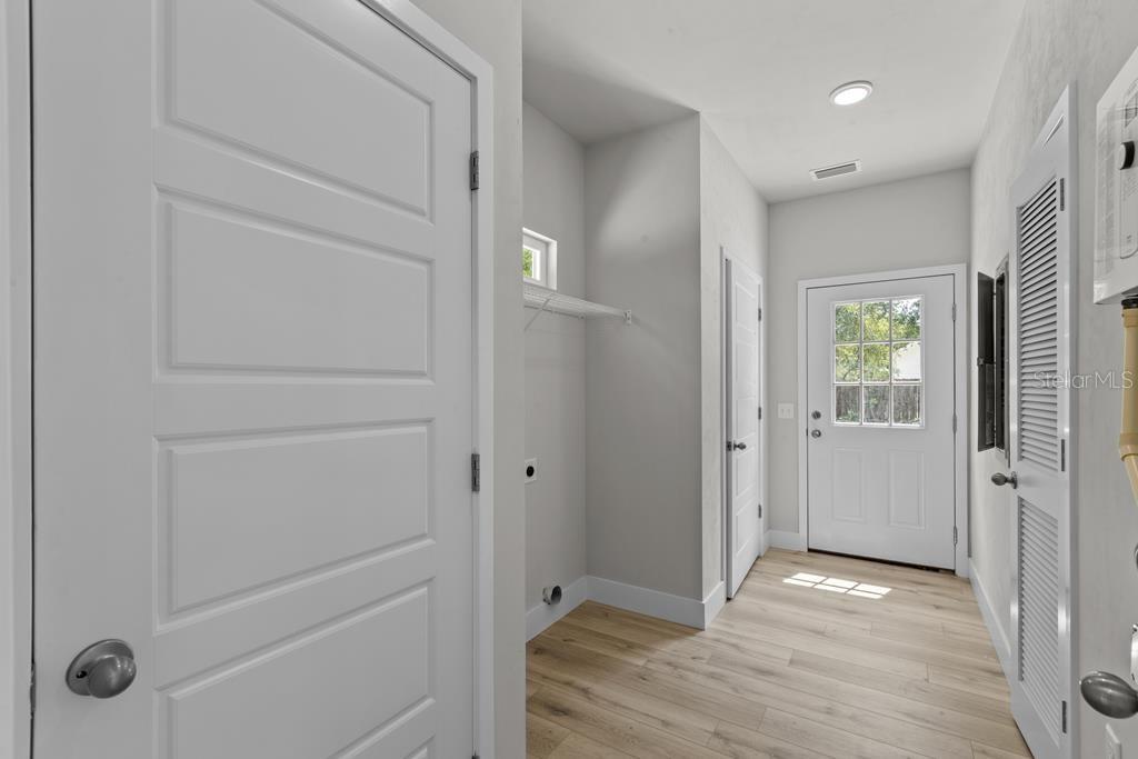 OAK WALK - Residential