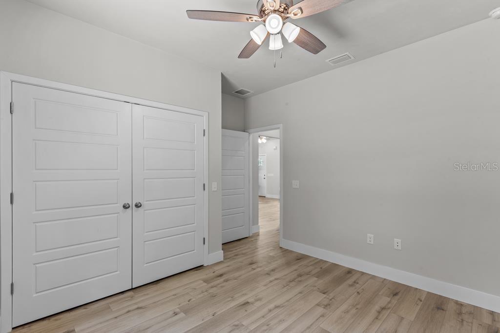 OAK WALK - Residential