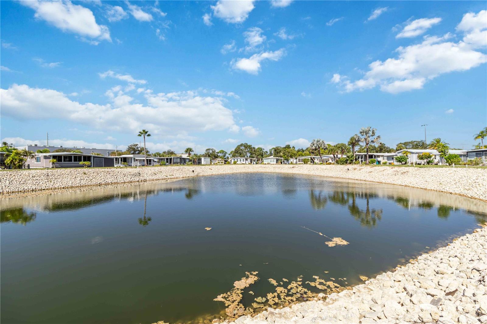 VENICE ISLE - Residential